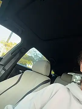 Snapshot of sweetsirenn chatting on 5, 12, 2025 sweetsirenn online show from 5, 12, 2025