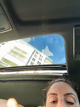 Snapshot of sweetsirenn chatting on 18, 12, 2025 sweetsirenn online show from 18, 12, 2025