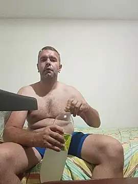 Snapshot of saladinbakiz chatting on 26, 6, 2026 saladinbakiz online show from 26, 6, 2026