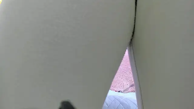 juliette pretty  online show from 14, 3, 2026