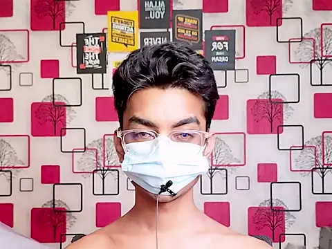 Snapshot of ChiseledCharm chatting on 13, 9, 2025 ChiseledCharm online show from 13, 9, 2025