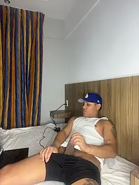 Snapshot of dotado_20xx chatting on 3, 3, 2026 dotado 20xx online show from 3, 3, 2026