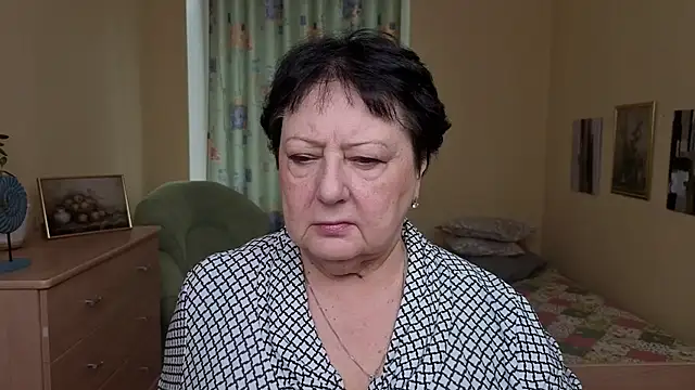 Snapshot of Margo_Moll chatting on 4, 12, 2025 Margo Moll online show from 4, 12, 2025