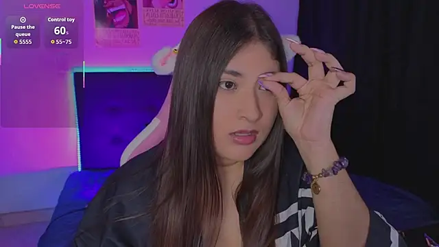 Gaby  Howards online show from 28, 11, 2025