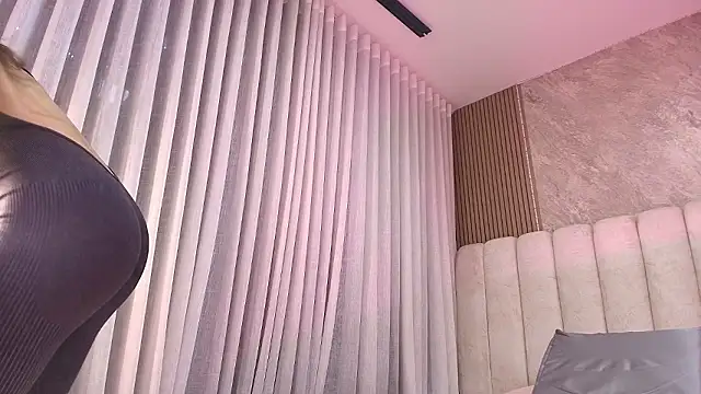 celeste moonx online show from 27, 2, 2026