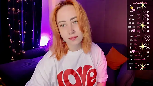 Snapshot of deboramoore chatting on 29, 4, 2026 deboramoore online show from 29, 4, 2026