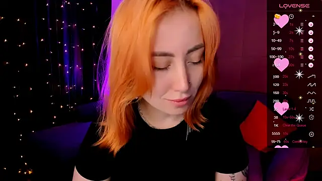 Snapshot of deboramoore chatting on 4, 5, 2026 deboramoore online show from 4, 5, 2026