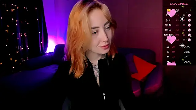Snapshot of deboramoore chatting on 12, 5, 2026 deboramoore online show from 12, 5, 2026