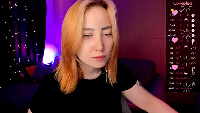 Snapshot of deboramoore chatting on 31, 5, 2026 deboramoore online show from 31, 5, 2026