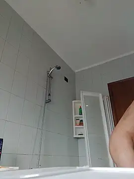 Snapshot of Alessio1987 chatting on 18, 5, 2026 Alessio1987 online show from 18, 5, 2026
