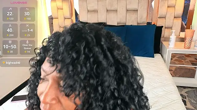 Snapshot of Blackyhot69 chatting on 9, 9, 2025 Blackyhot69 online show from 9, 9, 2025