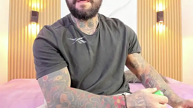 MISTER VENOM online show from 5, 1, 2026