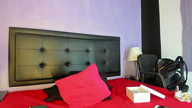 Snapshot of GreciaFox1 chatting on 20, 3, 2026 GreciaFox1 online show from 20, 3, 2026