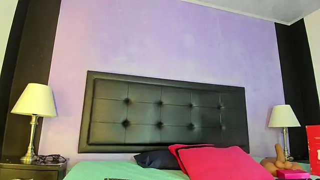 Snapshot of GreciaFox1 chatting on 1, 4, 2026 GreciaFox1 online show from 1, 4, 2026
