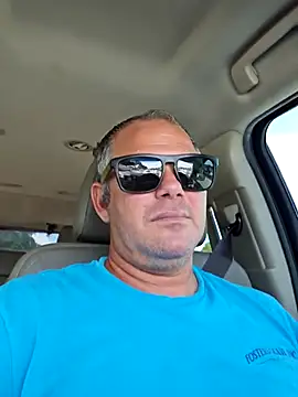 cubanitofeliz40 online show from 29, 9, 2025