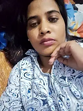 Snapshot of cute_radhikaa chatting on 25, 5, 2026 cute radhikaa online show from 25, 5, 2026