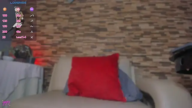 Chloe cooperr online show from 5, 3, 2026