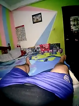 Snapshot of JesVel chatting on 4, 10, 2025 JesVel online show from 4, 10, 2025