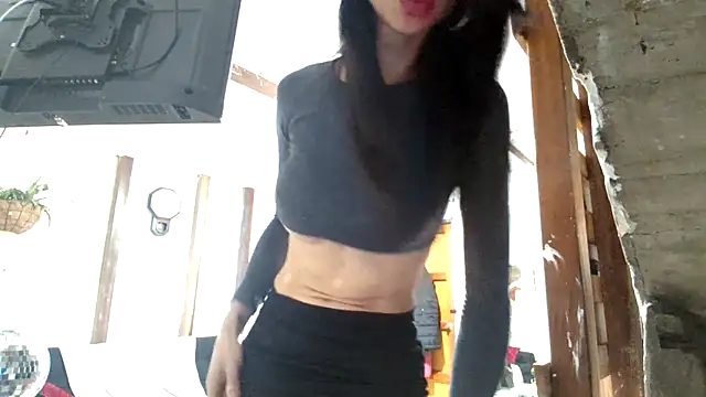 lolateton online show from 30, 4, 2026