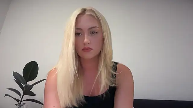 Kitty Swetty online show from 24, 7, 2026