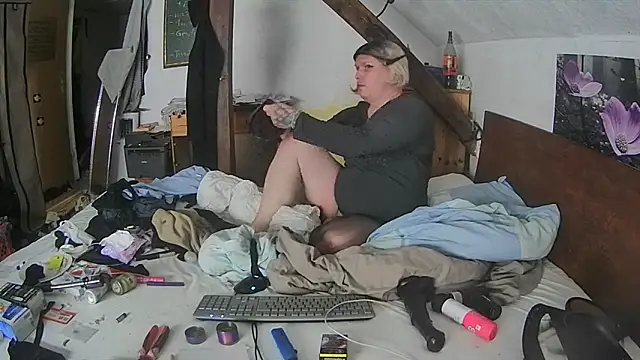 VanessaSissyGay online show from 9, 9, 2025