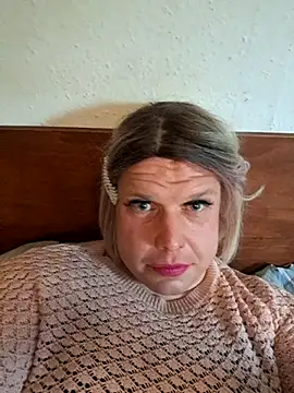 VanessaSissyGay online show from 31, 10, 2025