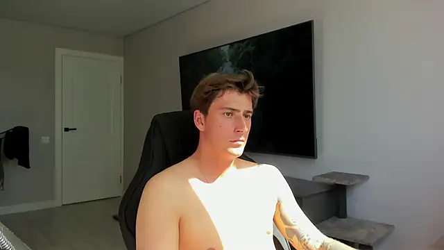 Snapshot of DaniHort chatting on 22, 6, 2026 DaniHort online show from 22, 6, 2026