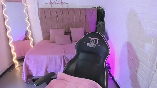 juanita tay online show from 5, 12, 2025