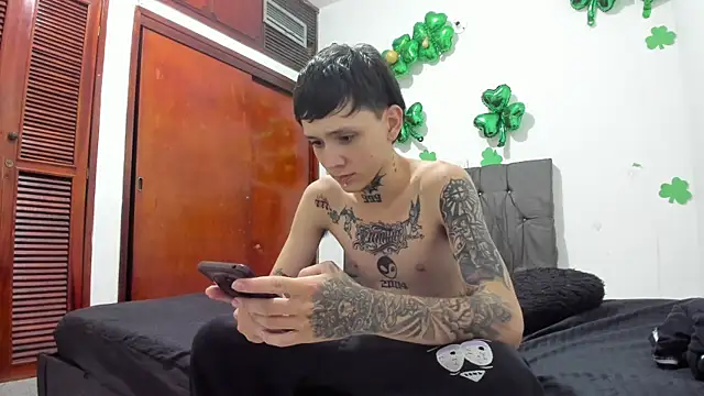 Snapshot of StraightBoy_Nick chatting on 3, 5, 2026 StraightBoy Nick online show from 3, 5, 2026