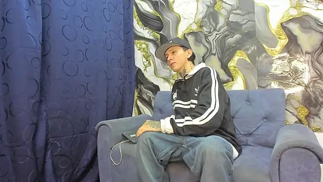 Snapshot of StraightBoy_Nick chatting on 28, 5, 2026 StraightBoy Nick online show from 28, 5, 2026