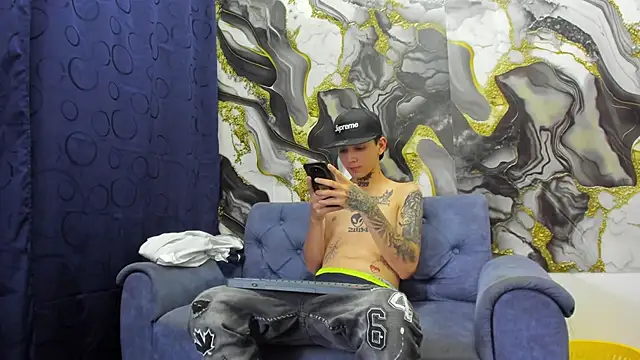 Snapshot of StraightBoy_Nick chatting on 31, 5, 2026 StraightBoy Nick online show from 31, 5, 2026
