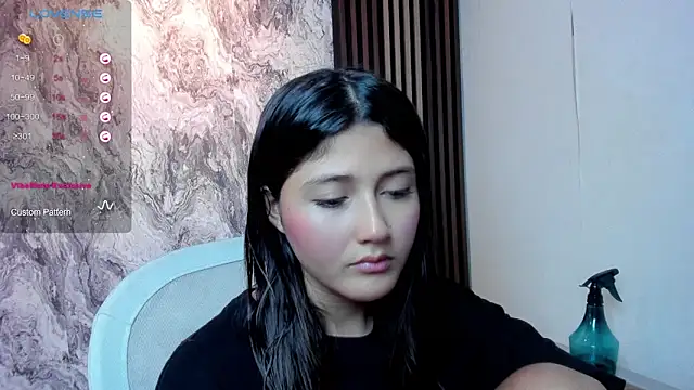 Snapshot of amy_innocent_1 chatting on 18, 4, 2026 amy innocent 1 online show from 18, 4, 2026
