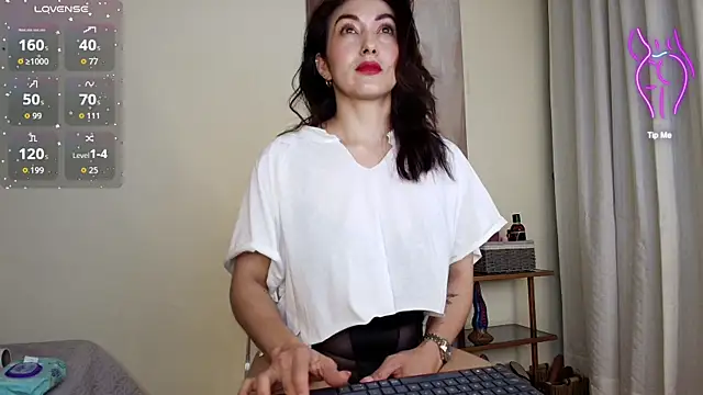 siren indira  online show from 7, 11, 2025