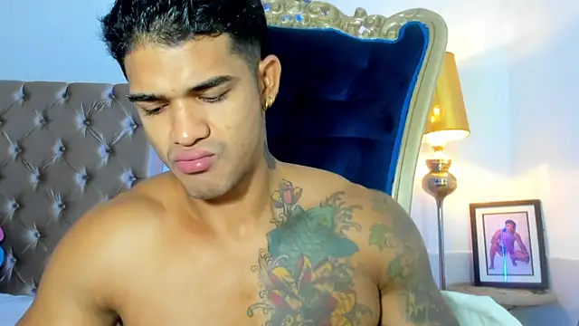 antonio  444 online show from 10, 10, 2025