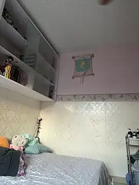 Snapshot of PinkyFairy chatting on 10, 5, 2026 PinkyFairy online show from 10, 5, 2026