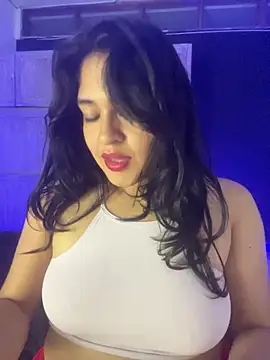 EmilyNoir1 online show from 17, 5, 2026