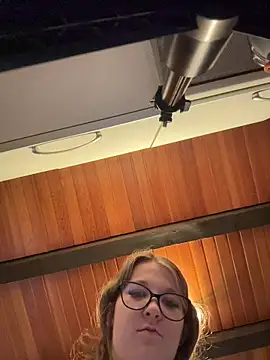 SweetTeenGirl online show from 9, 11, 2025