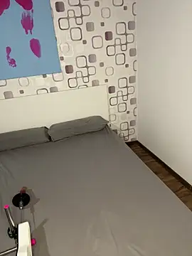 SweetTeenGirl online show from 13, 1, 2026