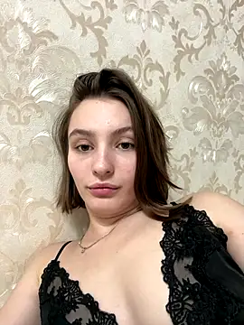 Snapshot of ZariaFlame chatting on 5, 11, 2025 ZariaFlame online show from 5, 11, 2025