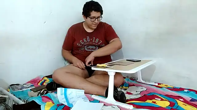 Snapshot of MeisanPaul chatting on 21, 5, 2026 MeisanPaul online show from 21, 5, 2026