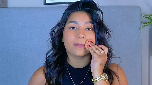 Snapshot of LanaRozz chatting on 22, 4, 2026 LanaRozz online show from 22, 4, 2026