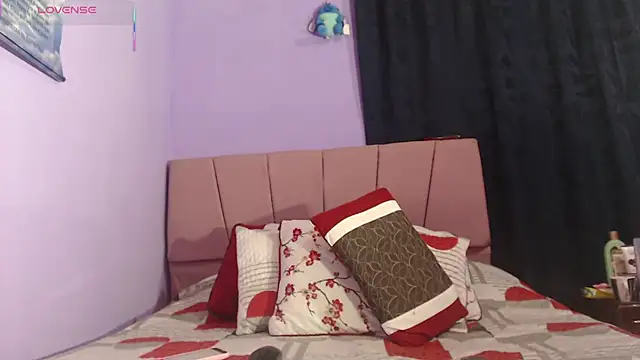  Bombom   online show from 10, 2, 2026