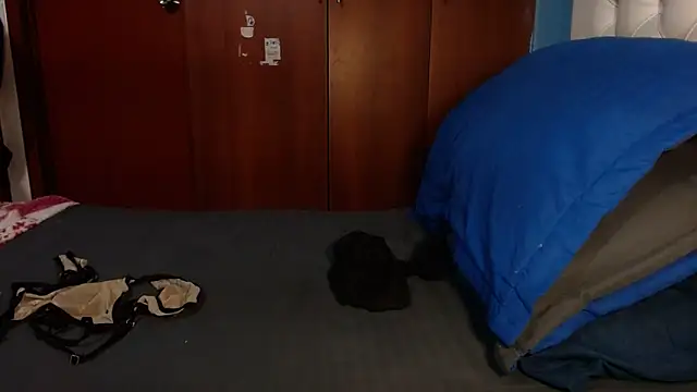 SamiBoobsxx online show from 19, 12, 2025