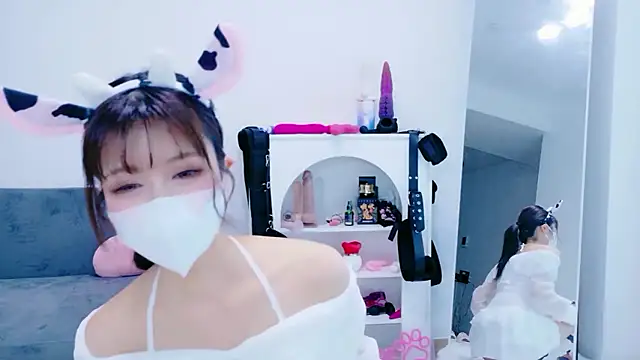 -Nyanko-chan- online show from 30, 5, 2026