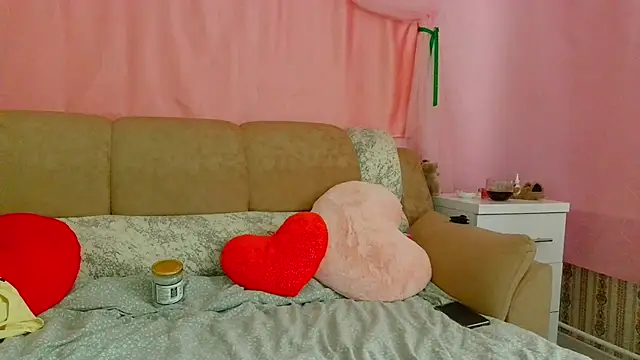 Marinaxmonroe online show from 27, 4, 2026