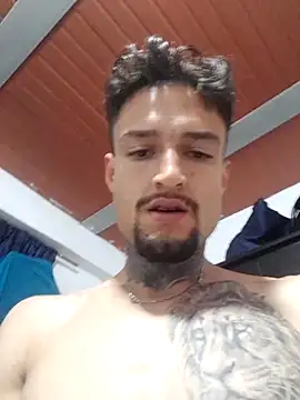 Snapshot of jean--98 chatting on 7, 10, 2025 jean--98 online show from 7, 10, 2025