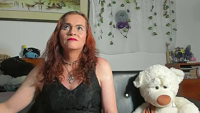 Snapshot of Mishell_Bons chatting on 3, 4, 2026 Mishell Bons online show from 3, 4, 2026