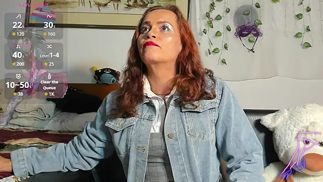 Snapshot of Mishell_Bons chatting on 8, 4, 2026 Mishell Bons online show from 8, 4, 2026