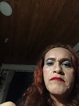 Snapshot of Mishell_Bons chatting on 10, 7, 2026 Mishell Bons online show from 10, 7, 2026