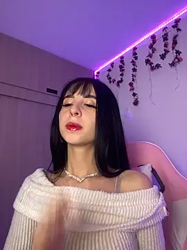 Lia  1 online show from 29, 11, 2025